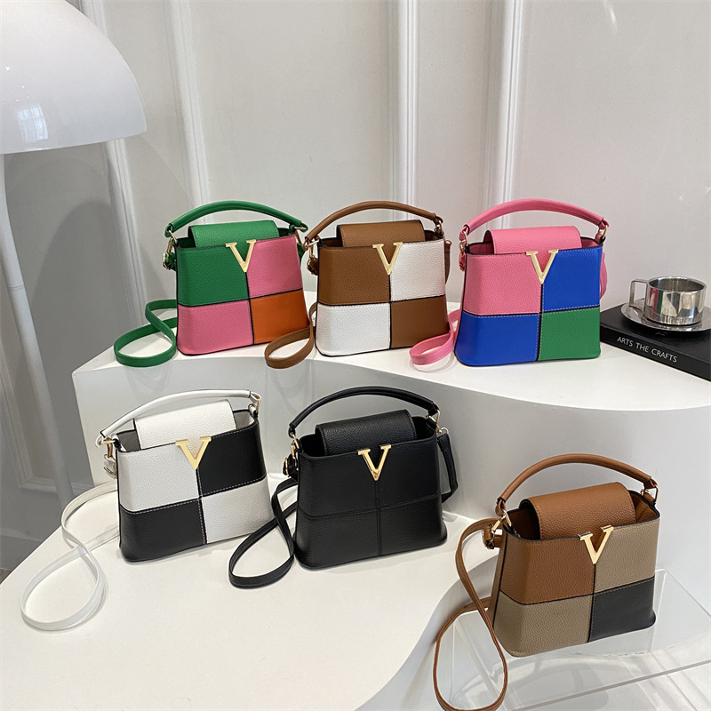 Chic V-Logo Mini Totes Bags Lu - Luxury Bags Logo ulasan dan harga